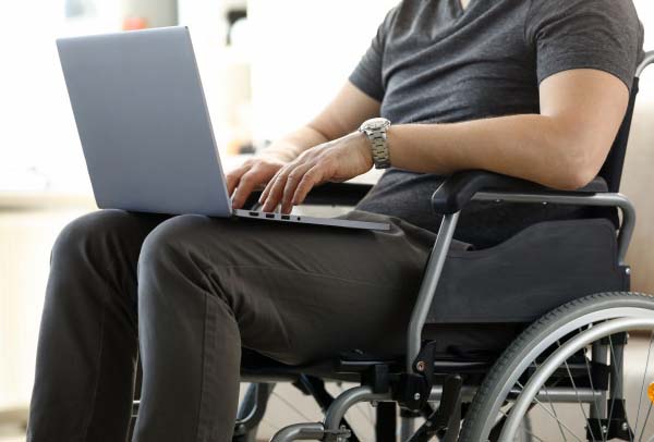 Не виконали норматив робочих місць для осіб з інвалідністю: який штраф чекає?